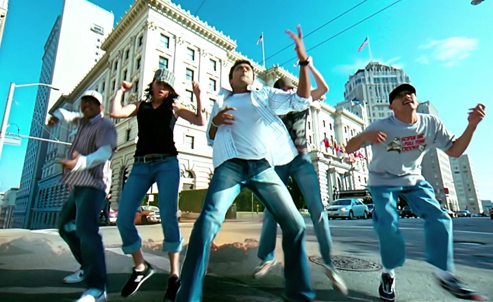 Adiye Kolluthey Song Lyrics With Video – Vaaranam Aayiram | 2015 Song egv 1
